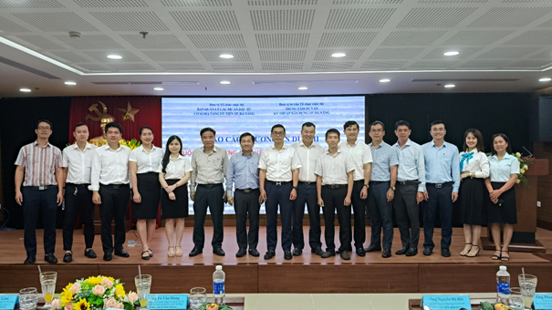 Các thành viên Hội đồng, Đơn vị tổ chức, Đơn vị tư vấn chụp ảnh lưu niệm